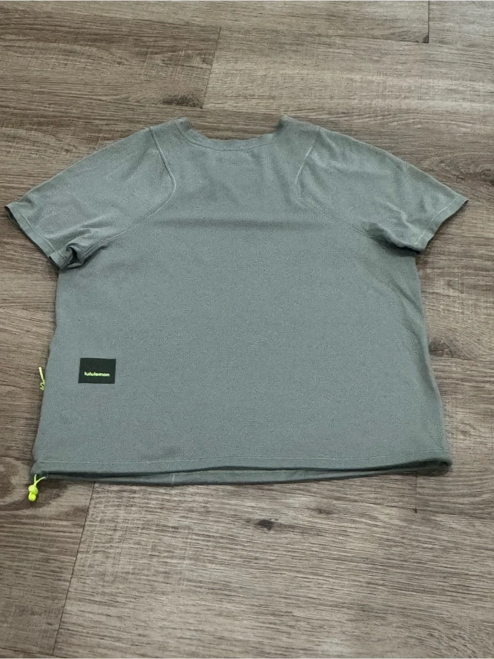 Lululemon Lightweight Cinched Hem Hiking T Shirt Laurel Green Size 4